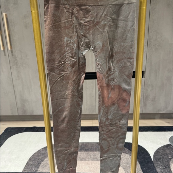 Stylish Abstract Pattern Leggings - Picture 2 of 4